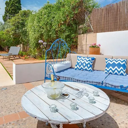 Villa Palma, Establiments Palma de Mallorca